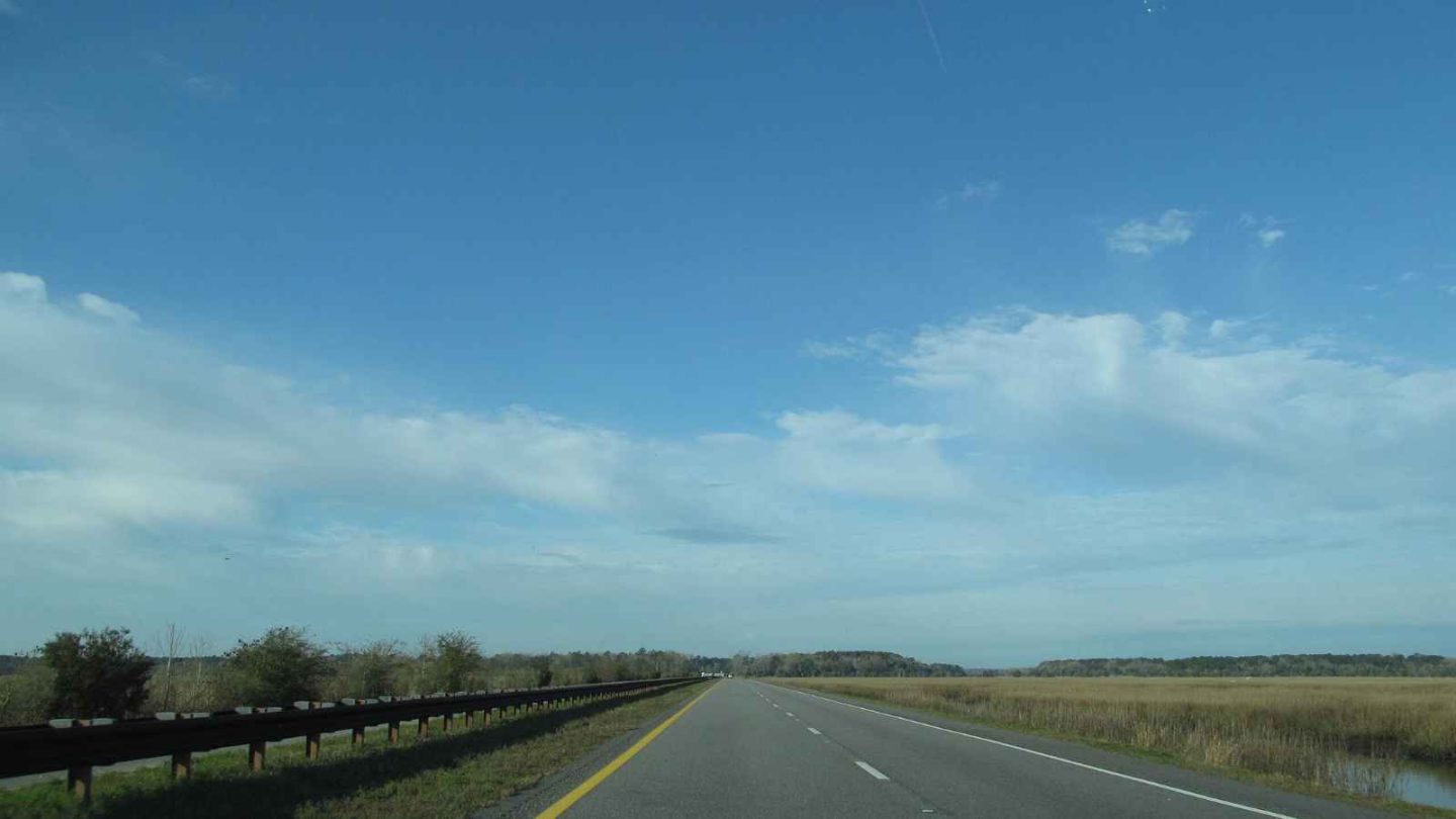 15 Deadly Roads in America You Should Never Drive On
