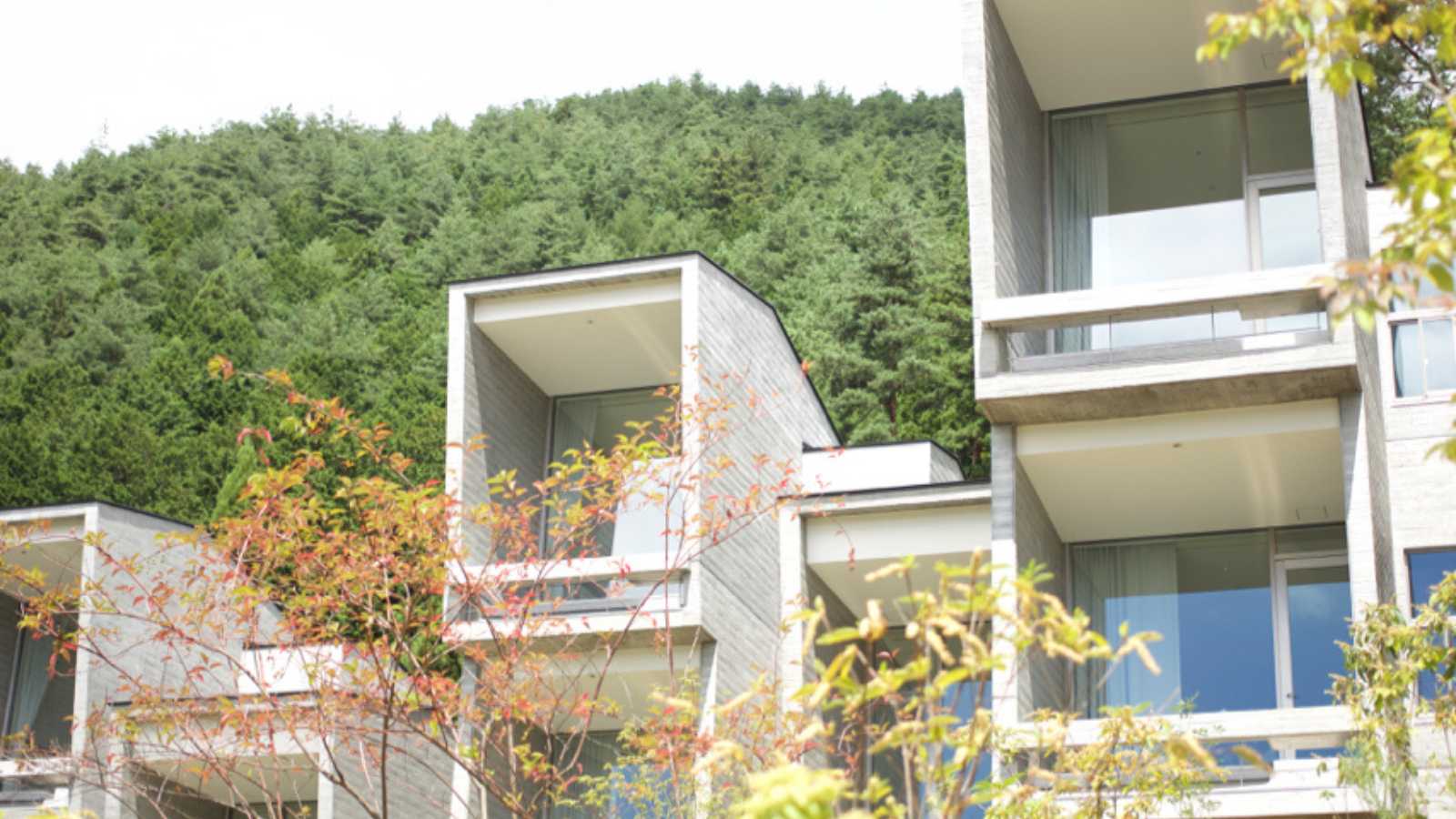 Breathtaking Retreats for the Anti-Social Explorer