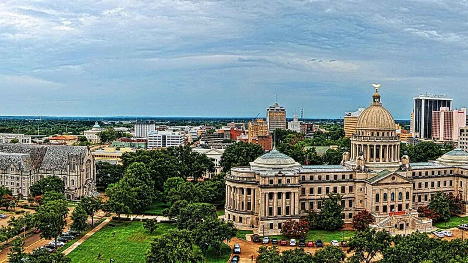 12 U.S. Cities Turning Into Ghost Towns with the Most Abandoned Buildings