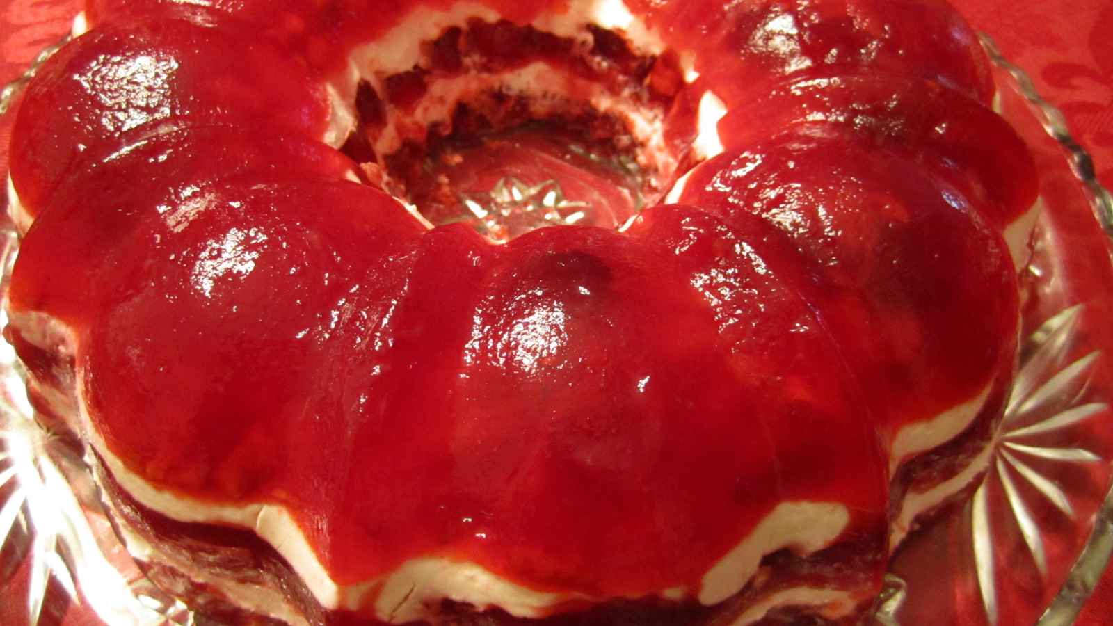 14 American Foods and Drinks That Leave the Rest of the World Scratching Their Heads