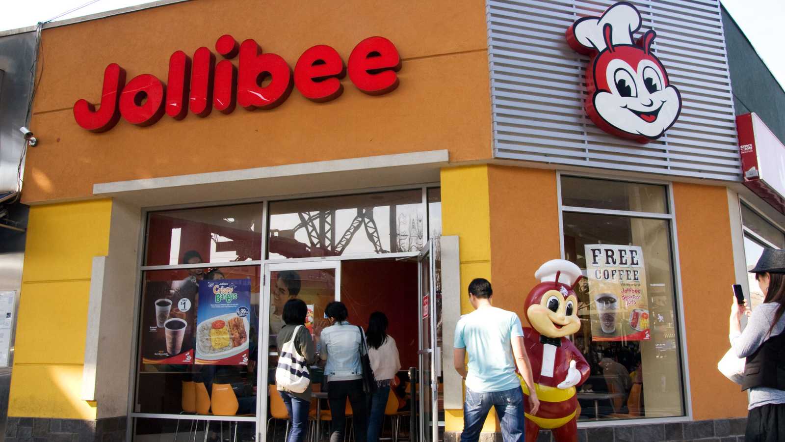 Hidden Gem Fast Food Chains Around the World You Need to Try