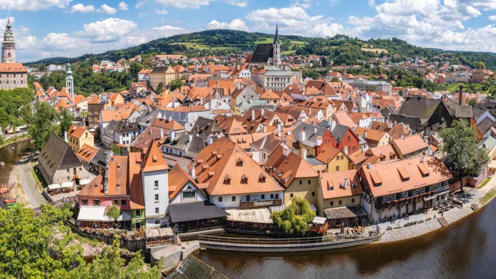 12 Enchanting Fairy-Tale Towns Around the World You Have to See to Believe