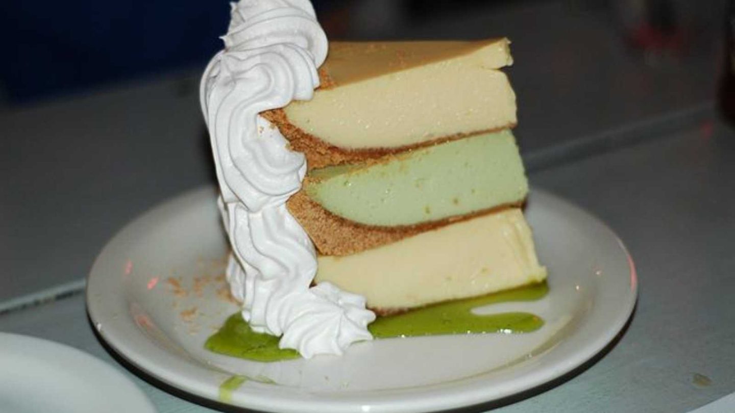 Irresistible American Dishes You’d Fly Across the World to Taste