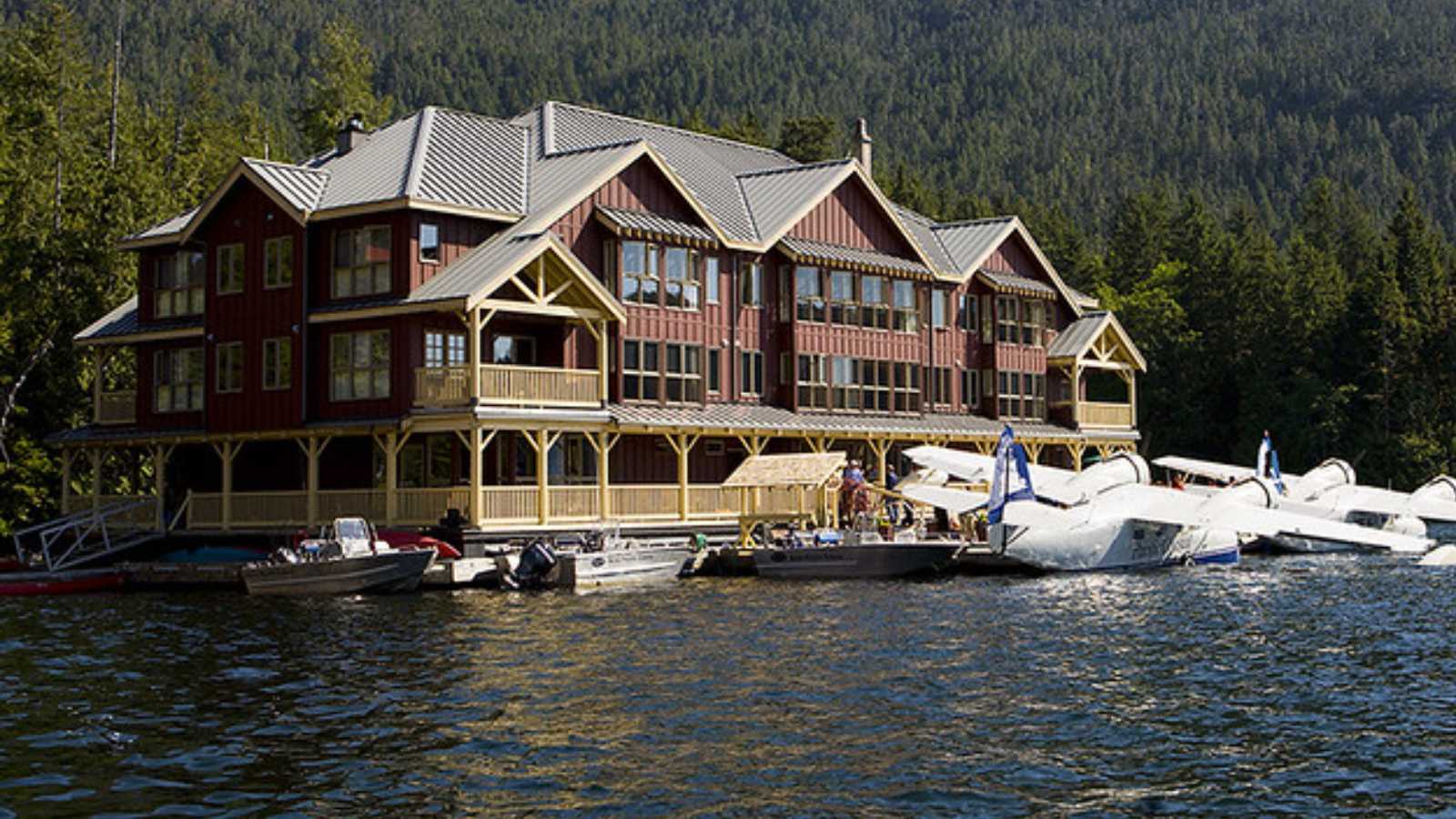 Most Enchanting Floating Hotels Around the World