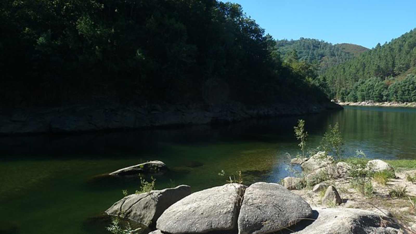 Portugal’s Most Breathtaking Lakes and Lagoons You Need to Visit
