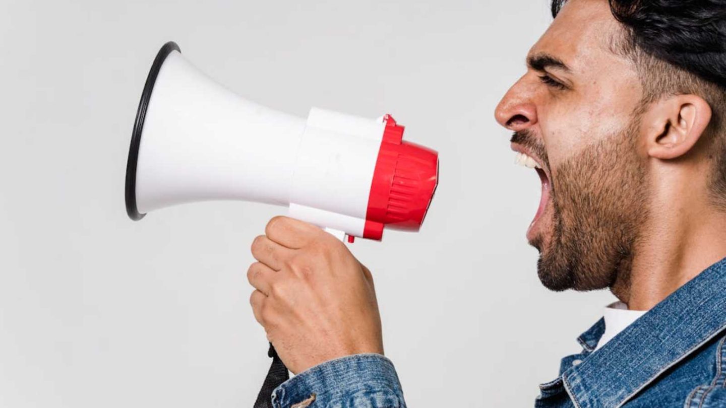 Tourist Behaviors That Make Most People Cringe