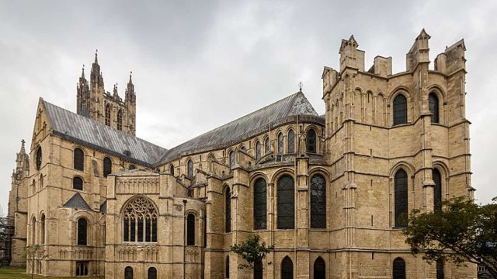 Breathtaking Cathedrals Around the World You Have to See at Least Once