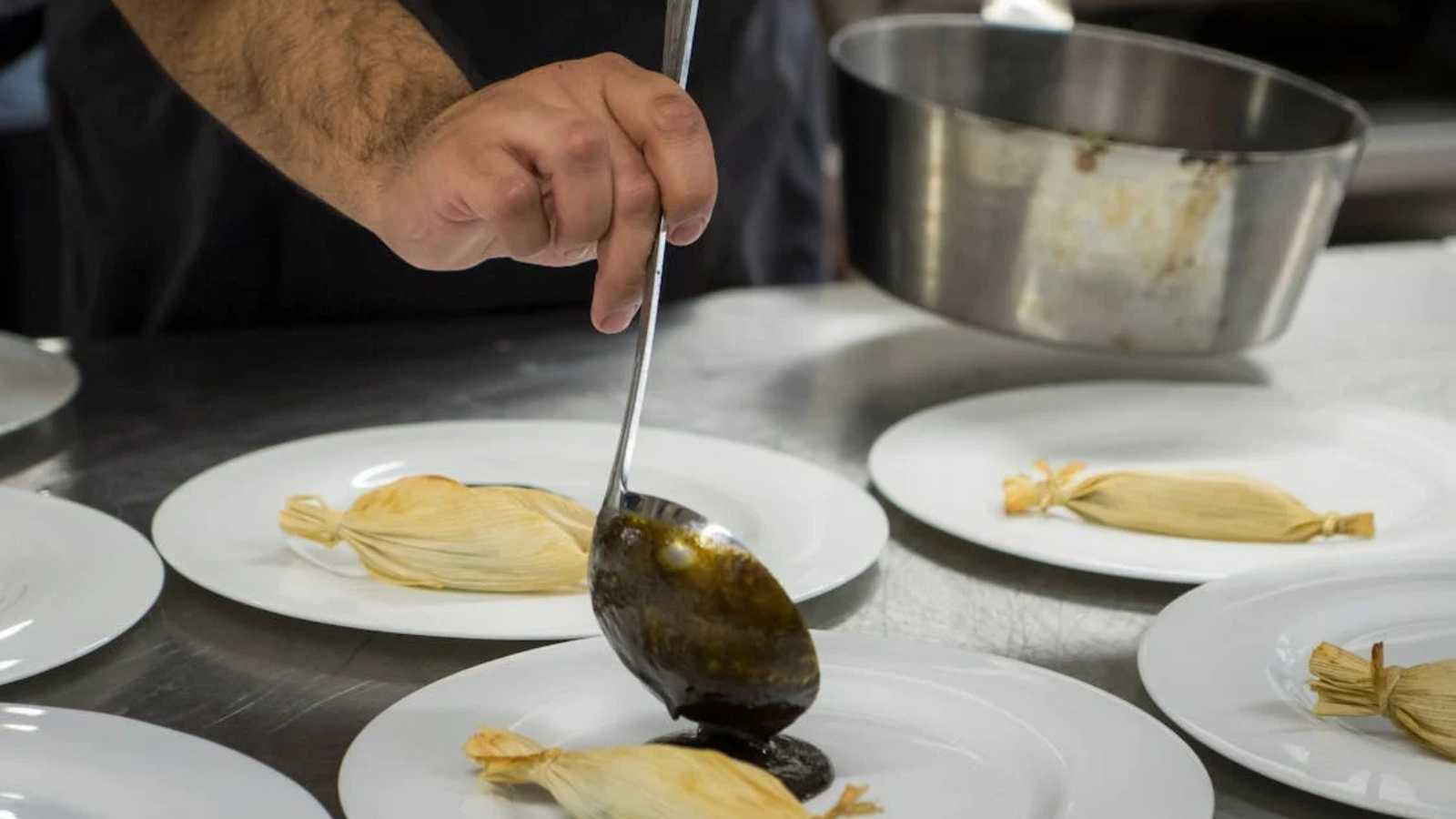 Big Flavors, Tiny Spaces: Inside the World’s Smallest Restaurants That Wow Diners