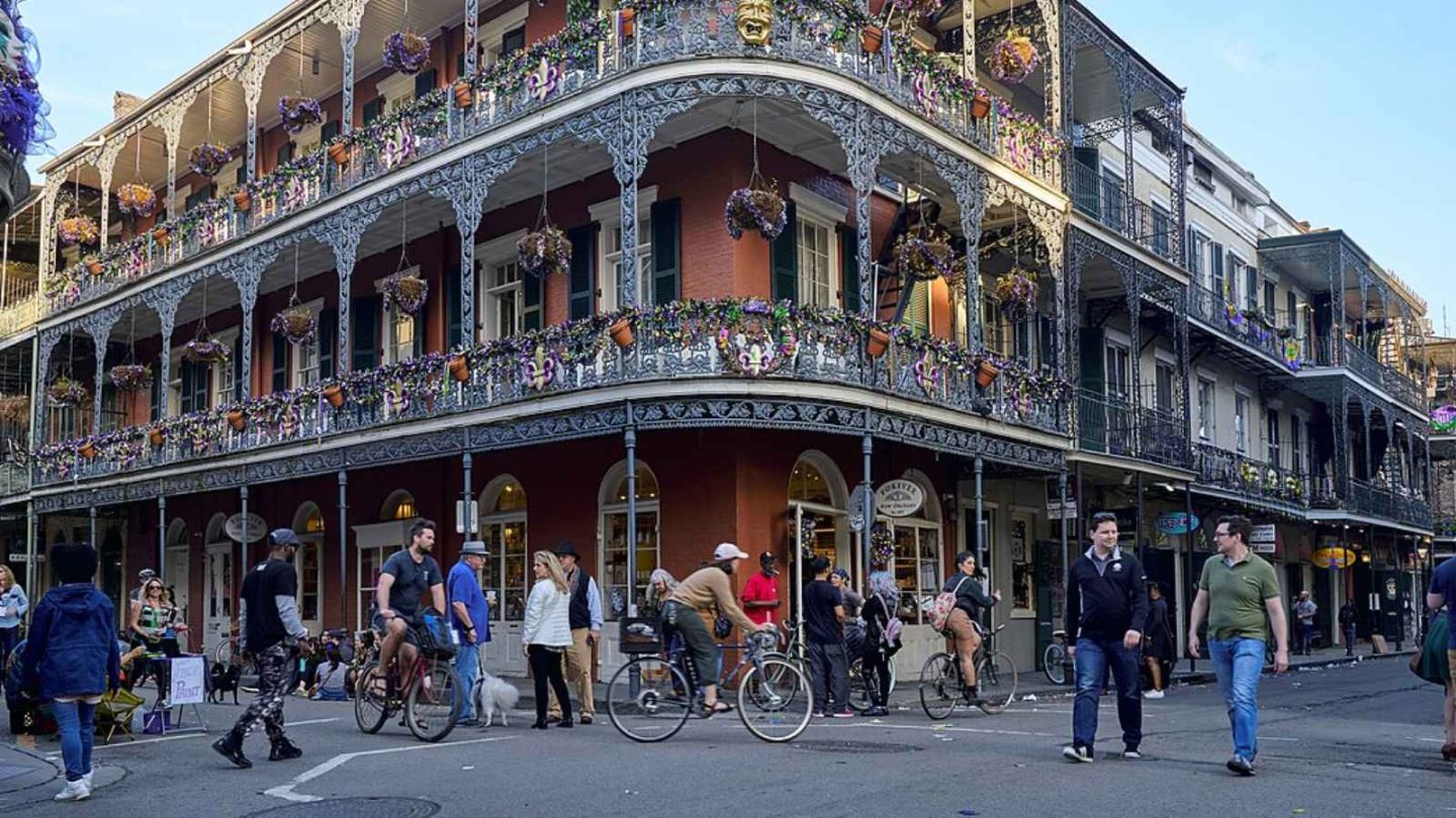 12 U.S. Cities Turning Into Ghost Towns with the Most Abandoned Buildings