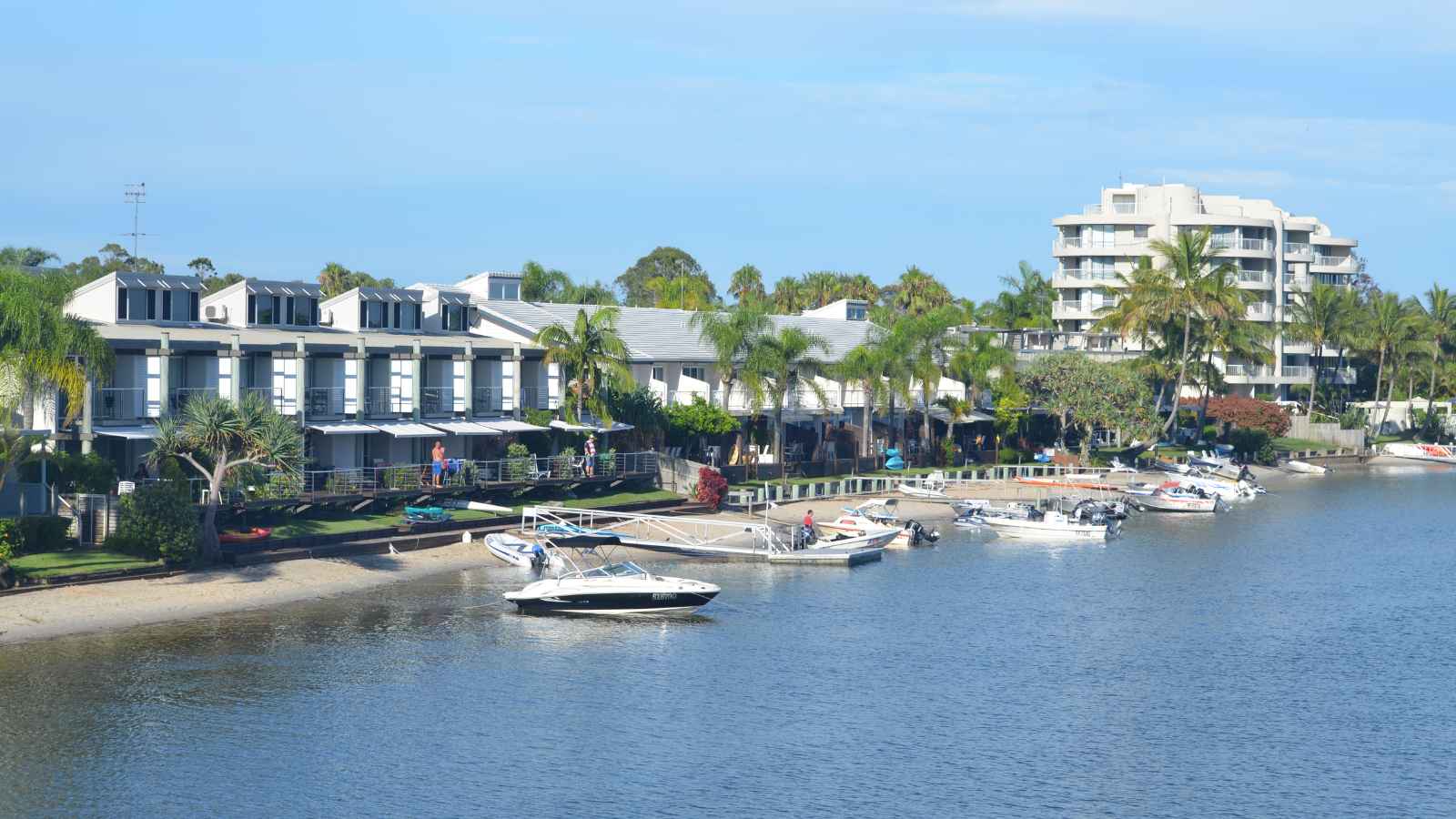 10 Places You Should Skip with Kids & 10 That Are a Perfect Fit for Family Travel  