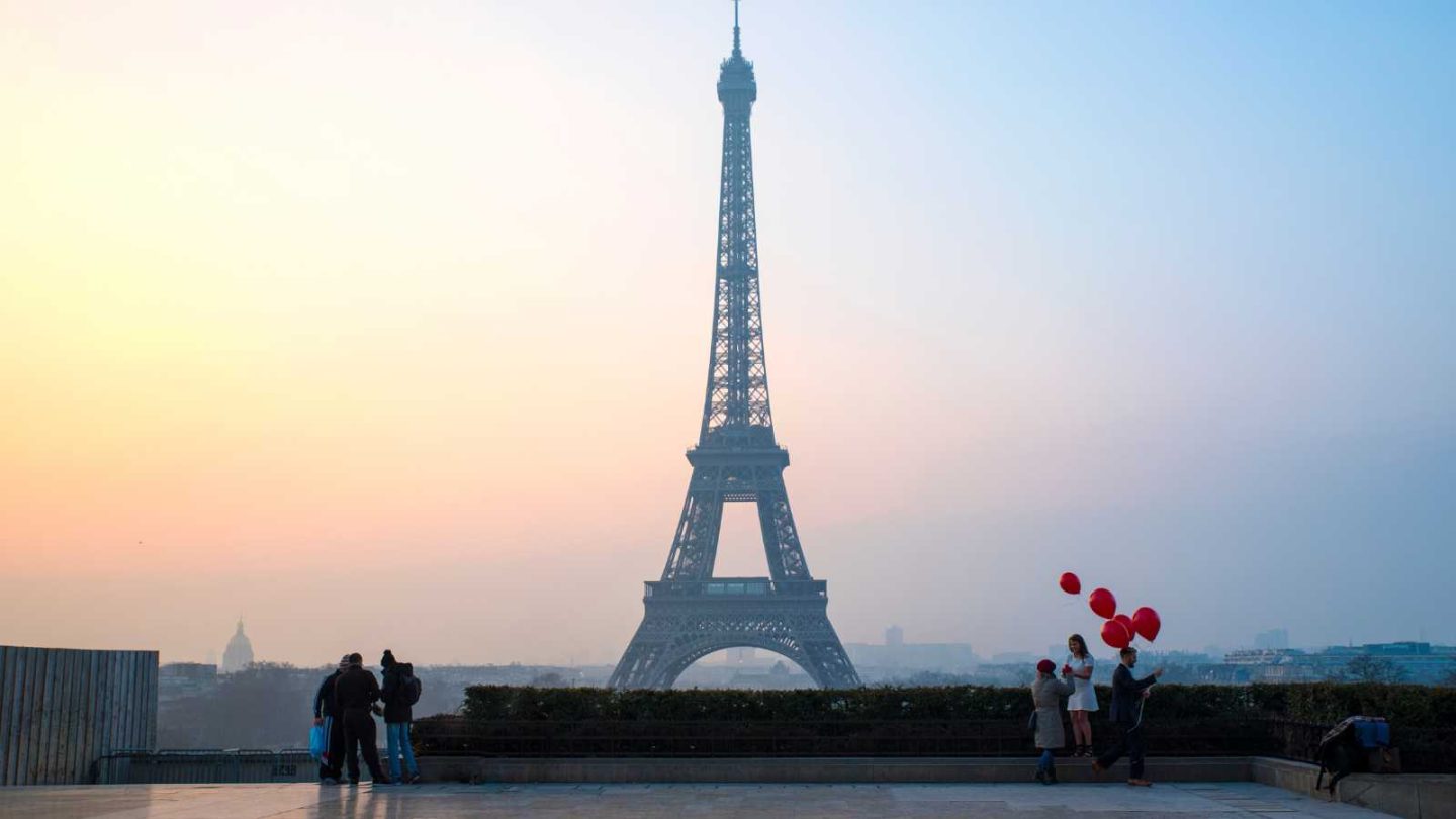 Common Tourist Mistakes I Witnessed Growing Up in Paris – Don't Make These When You Visit!  