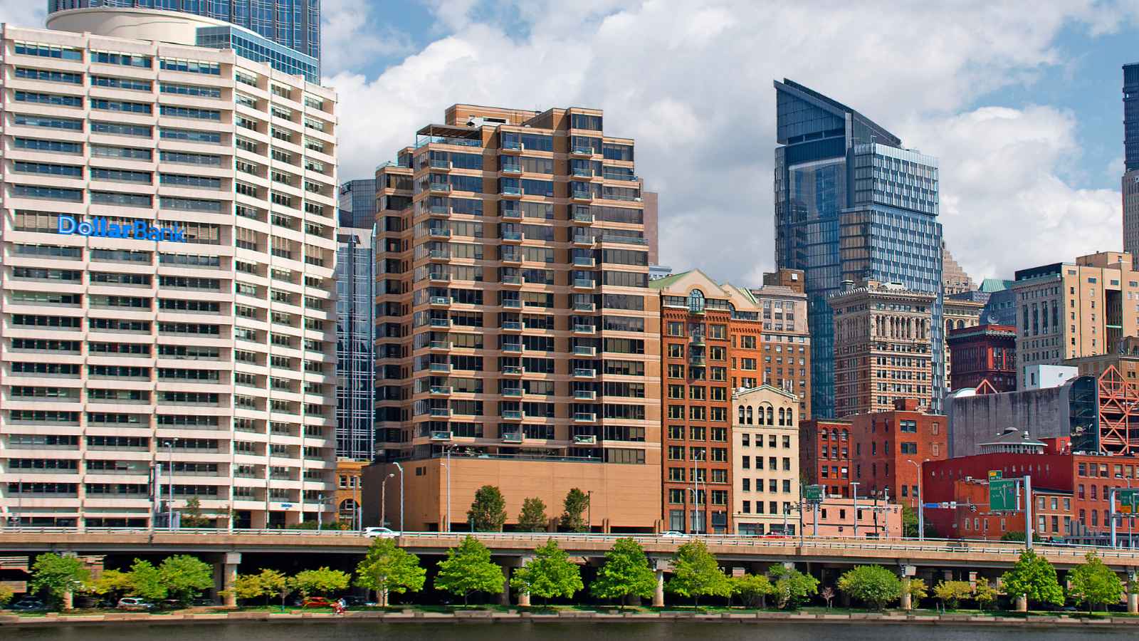 12 U.S. Cities Turning Into Ghost Towns with the Most Abandoned Buildings