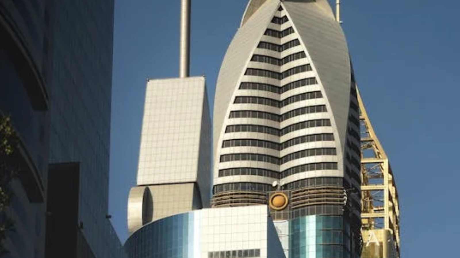 The World’s Tallest Hotels with Amazing Views
