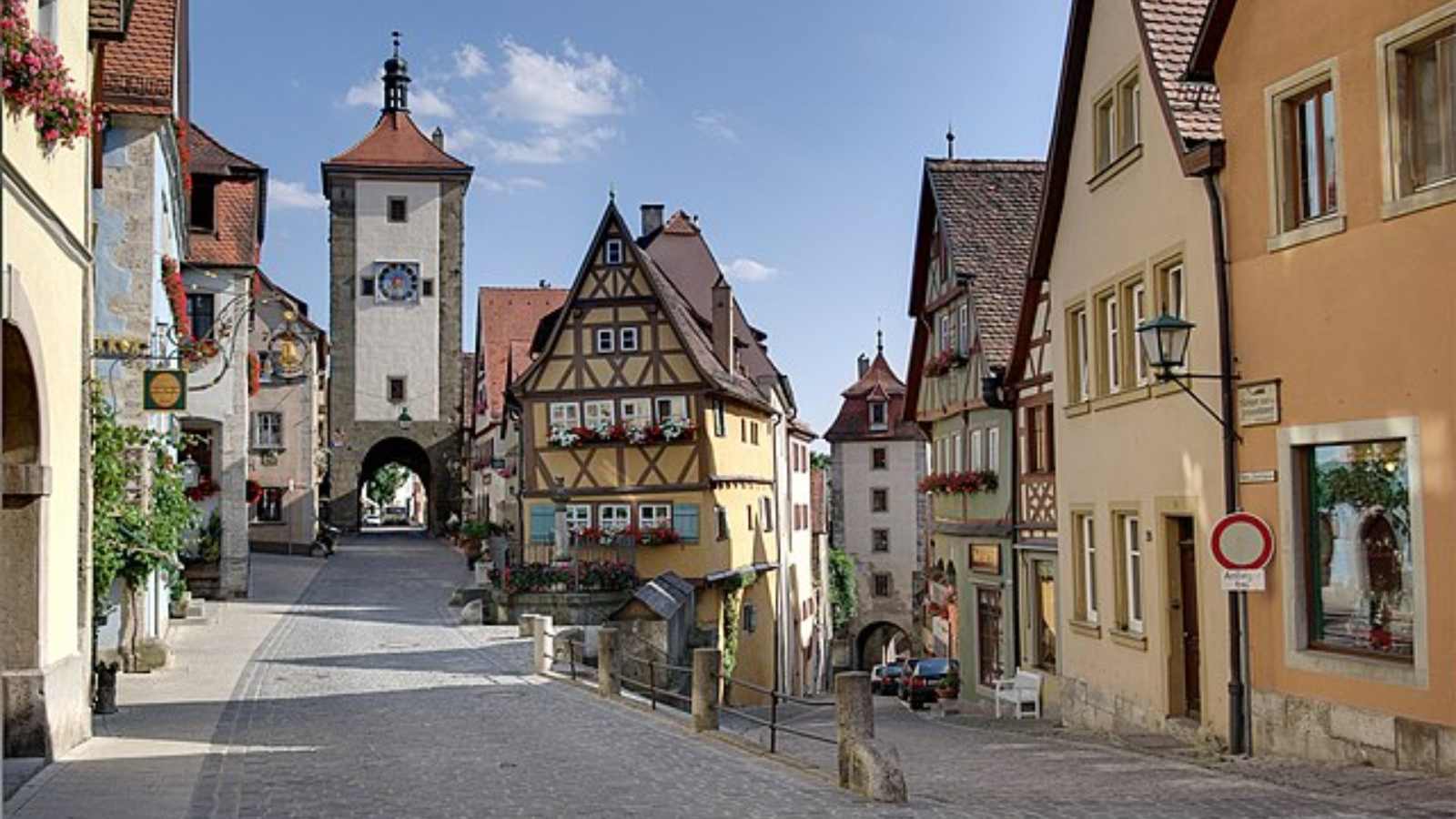 Enchanting Fairy-Tale Towns You Have to See to Believe 