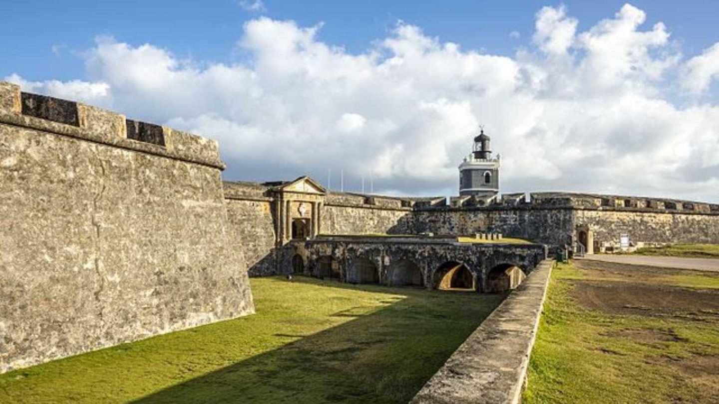 Breathtaking Caribbean Destinations You Can't Miss