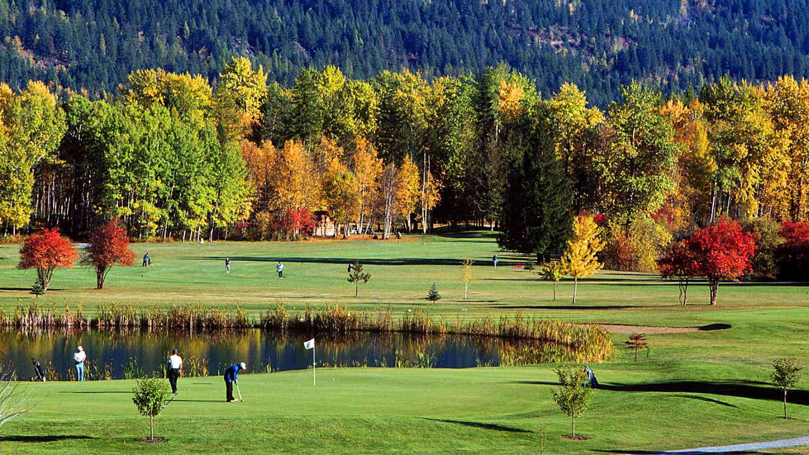15 Gorgeous Mountain Towns That Won’t Break the Bank