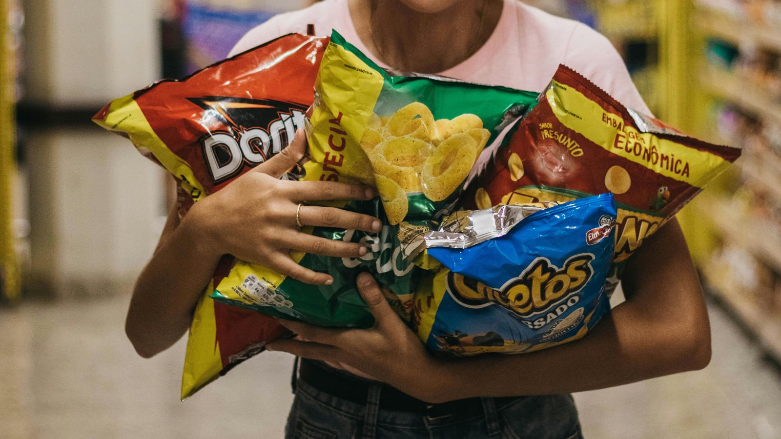 Items That Don’t Belong in Your Handbag