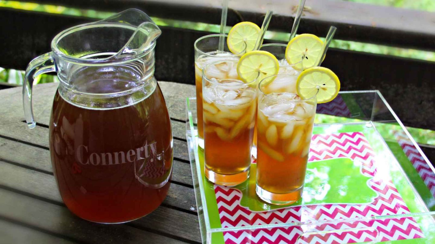 15 Social Norms Southerners Skip Without a Second Thought