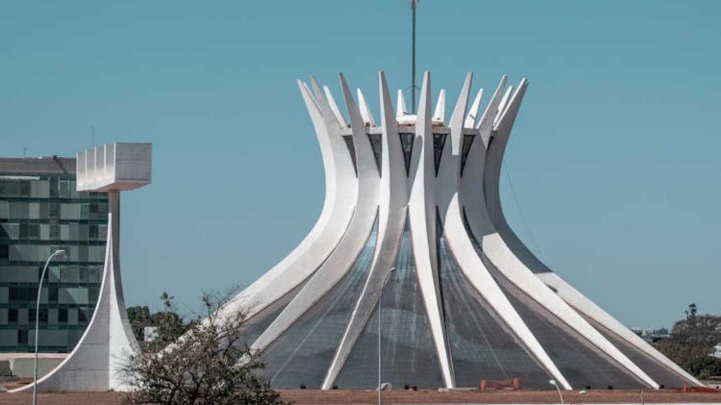 Breathtaking Cathedrals Around the World You Have to See at Least Once