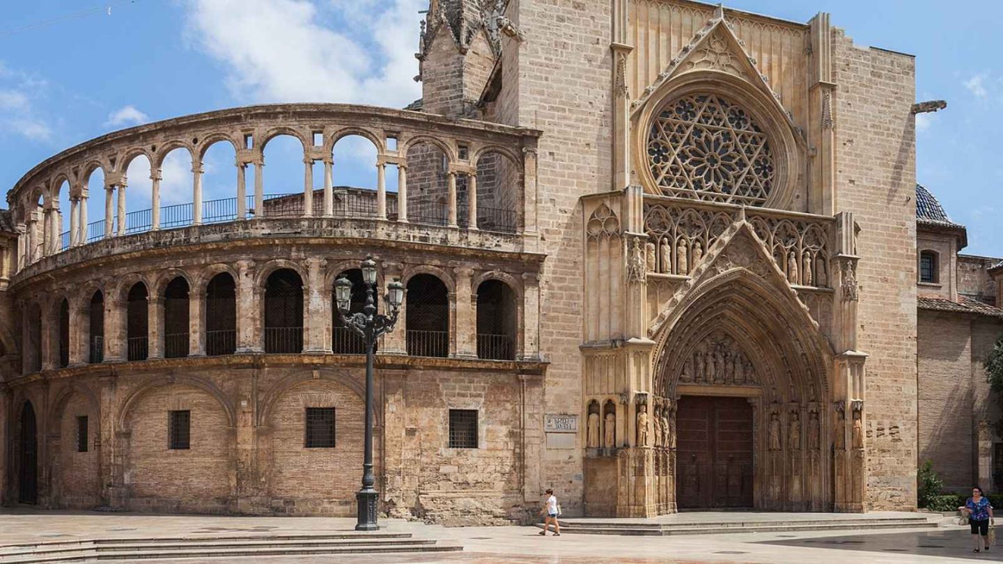 15 Ancient and Beautiful Churches Around the World You Must See