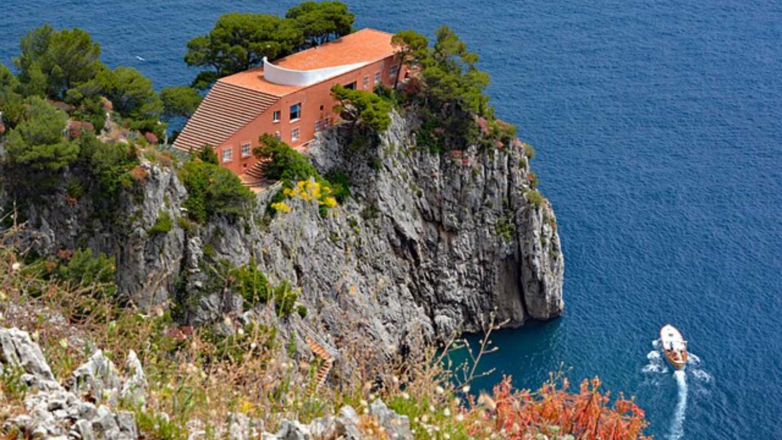 Most Breathtaking Clifftop Homes