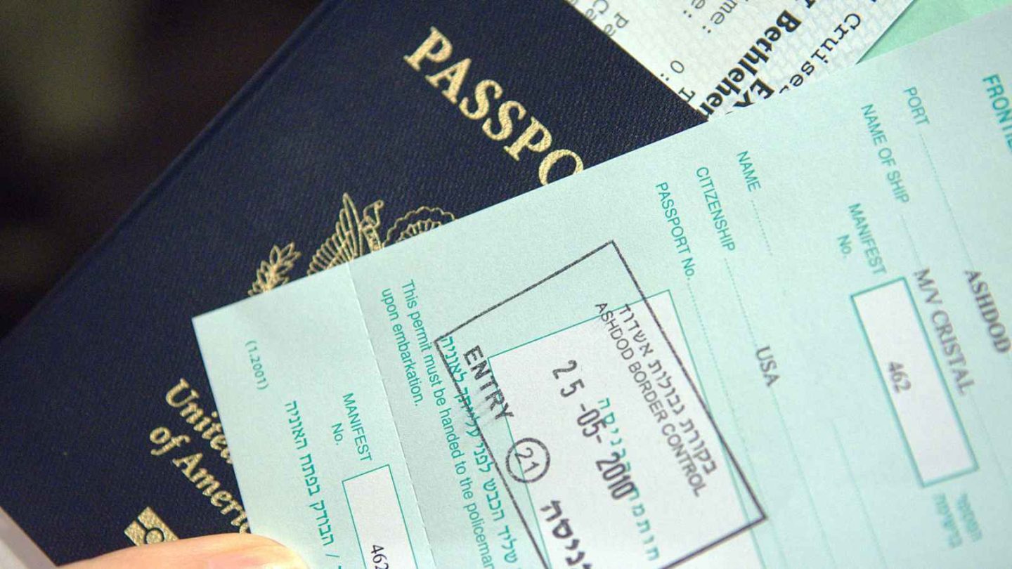 15 Mistakes to Avoid While Exploring Europe
