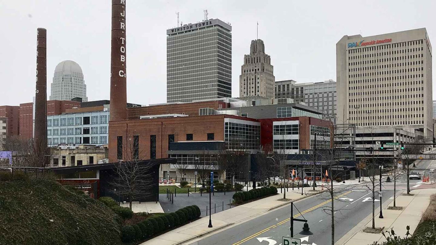 12 U.S. Cities Turning Into Ghost Towns with the Most Abandoned Buildings