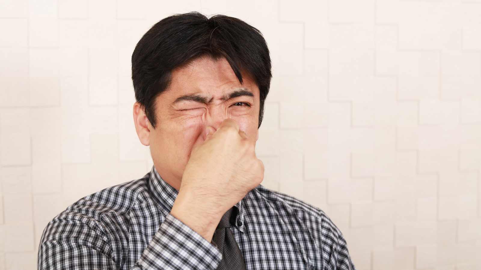 12 Airplane Habits You Should Stop Doing Immediately