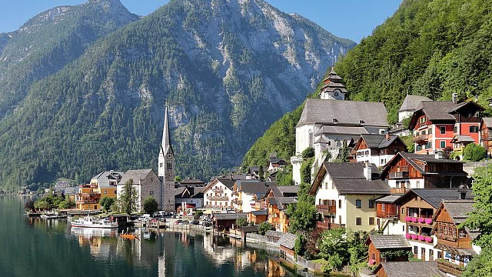 Enchanting Fairy-Tale Towns Around the World You Have to See to Believe