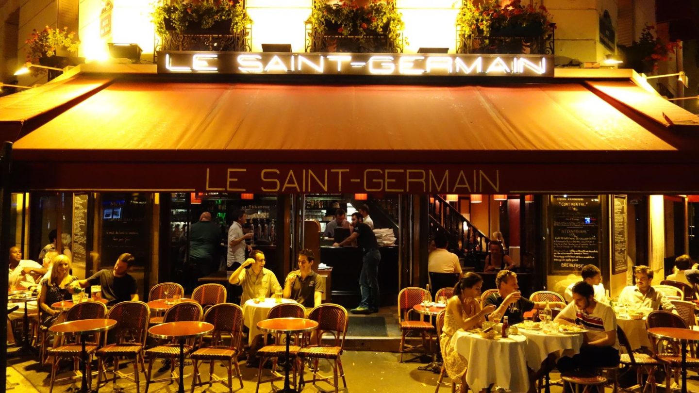 Common Tourist Mistakes I Witnessed Growing Up in Paris – Don't Make These When You Visit!  