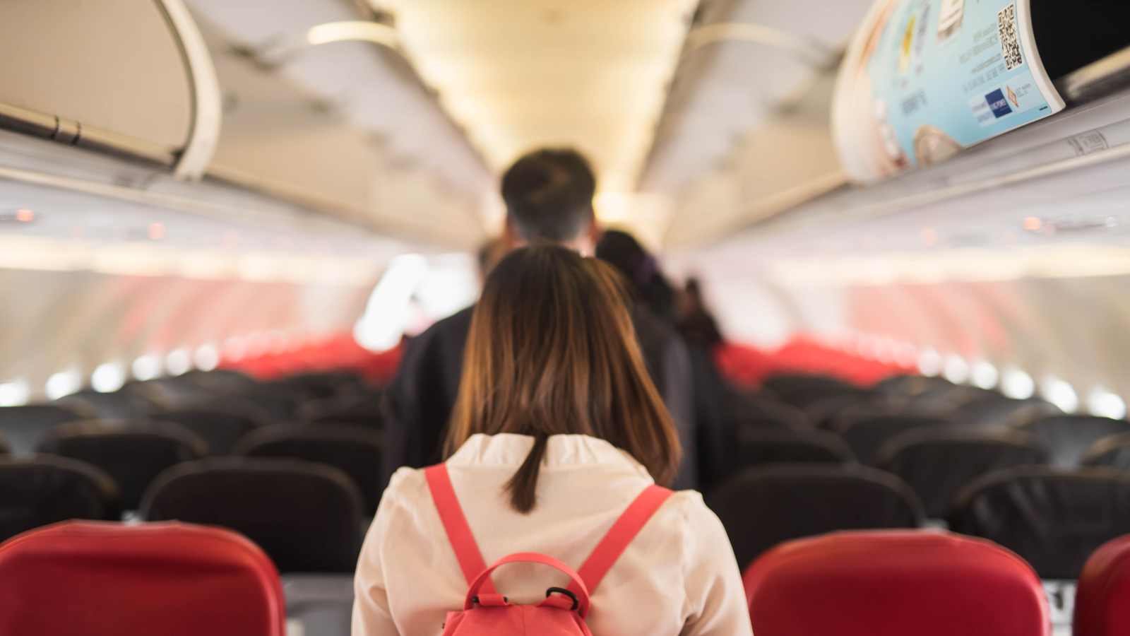 12 Airplane Habits You Should Stop Doing Immediately