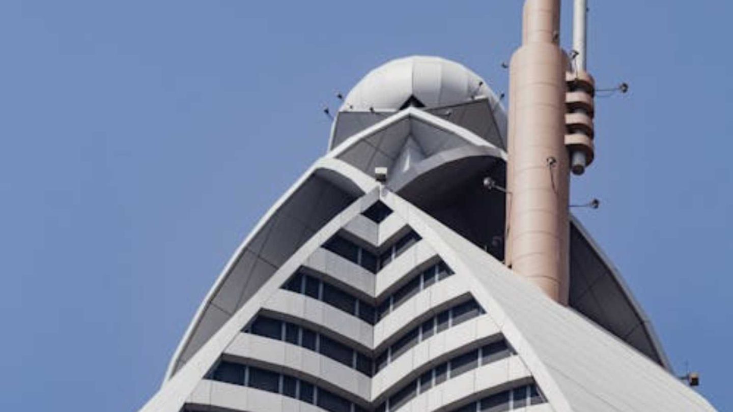 These 15 Sky-High Hotels Around the World Will Leave You Speechless  

