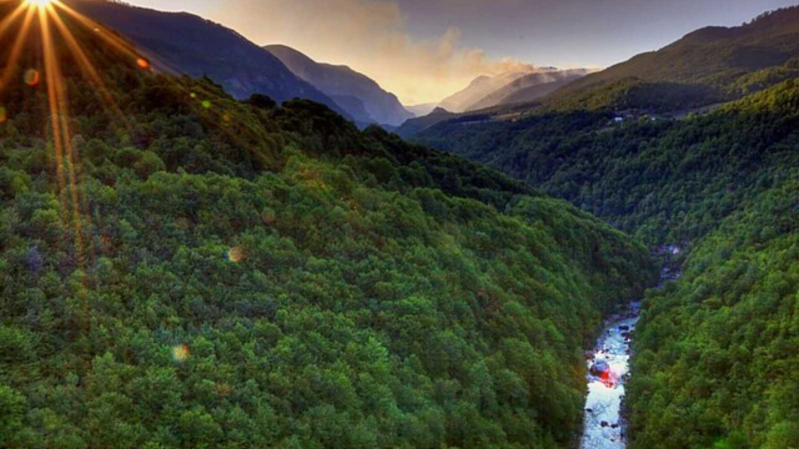 Canyons Around the World That Will Leave You in Awe!