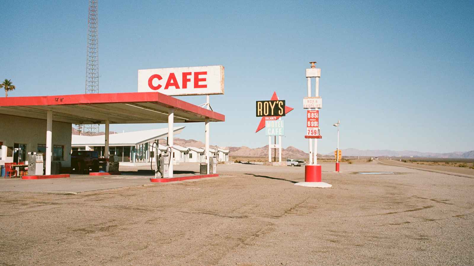 10 Hidden Towns Buried Deep in the Heart of the Mojave Desert