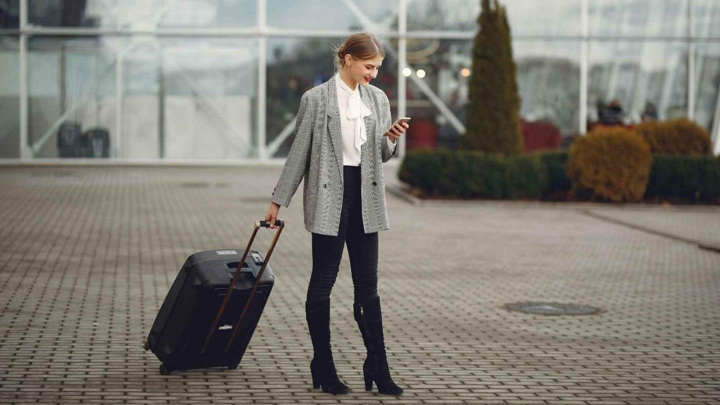 14 Essential Tips to Make Your Air Travel Experience Smoother