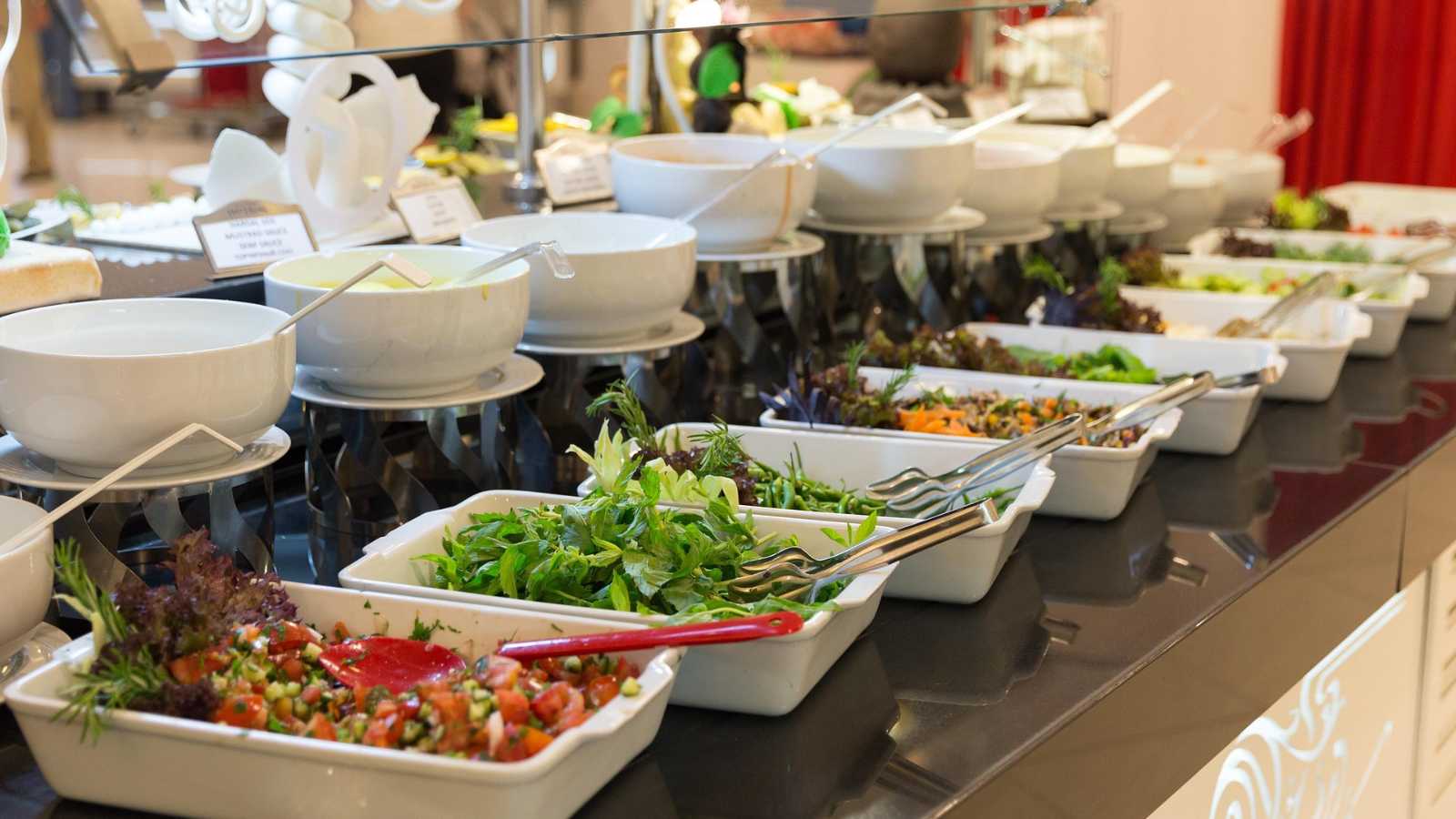 Must-Try Buffet Snacks on Your Next Cruise Vacation
