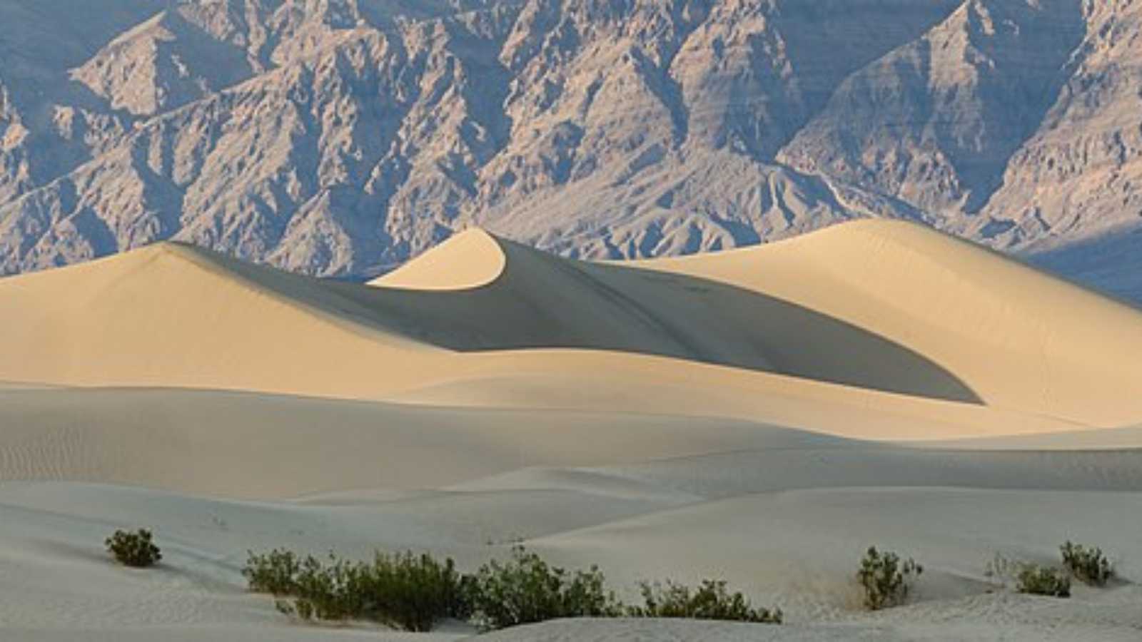Otherworldly Desert Landscapes You Can Explore in Real Life
