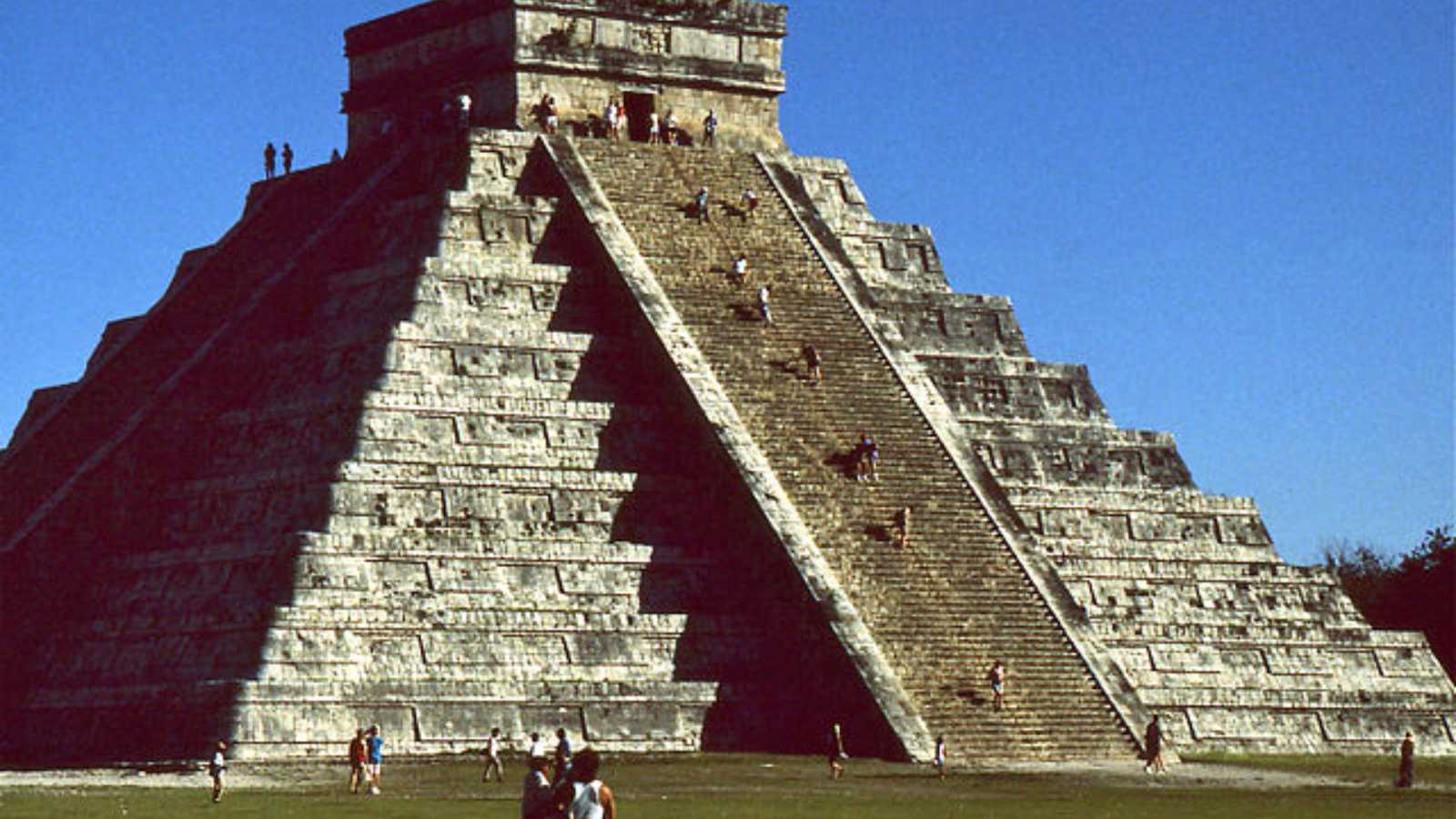 Pyramids Around the World You Have to See to Believe!