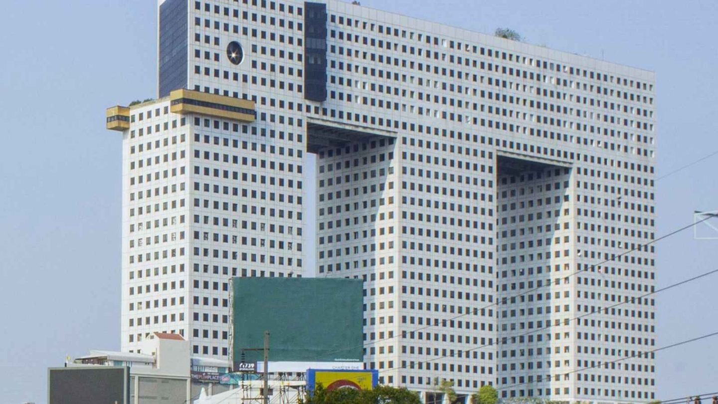 16 of the Strangest Skyscrapers Around the World