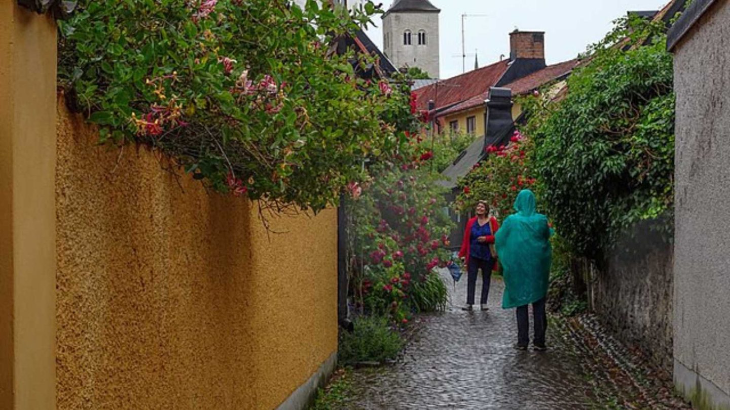 Breathtaking Historic Streets Around the World You Need to See