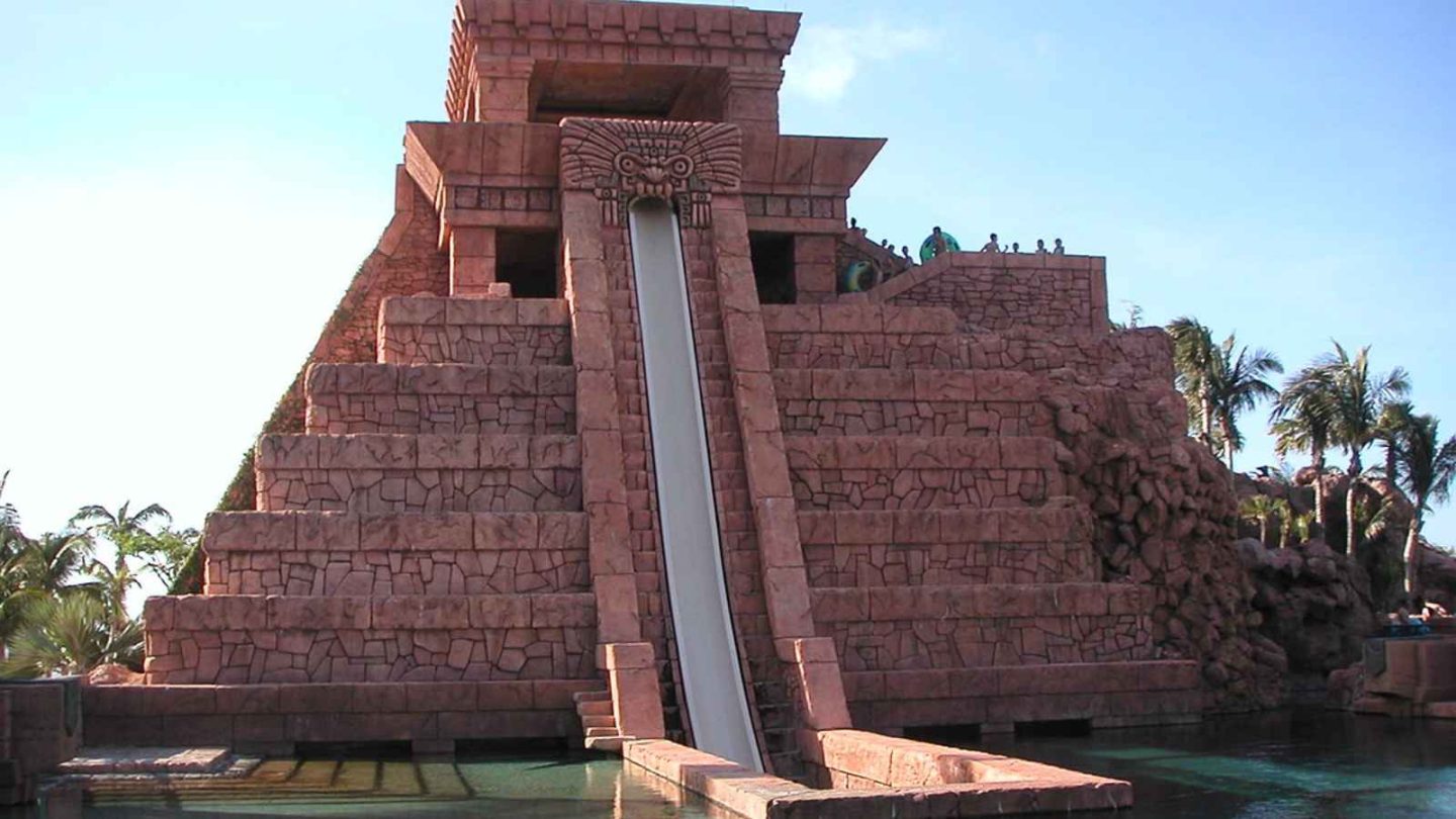 17 of the Scariest Waterpark Rides in the World