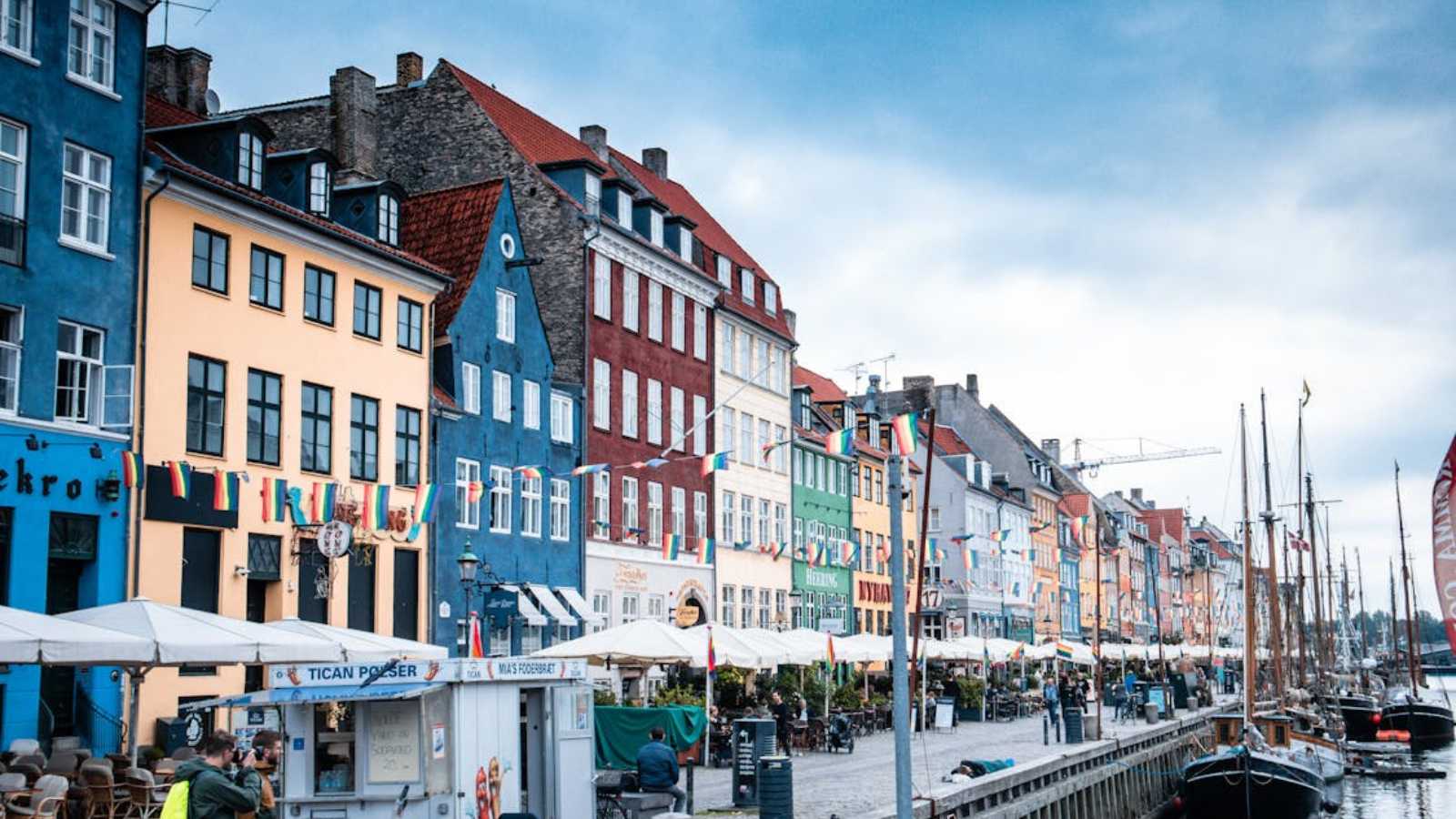 Breathtaking Historic Streets Around the World You Need to See