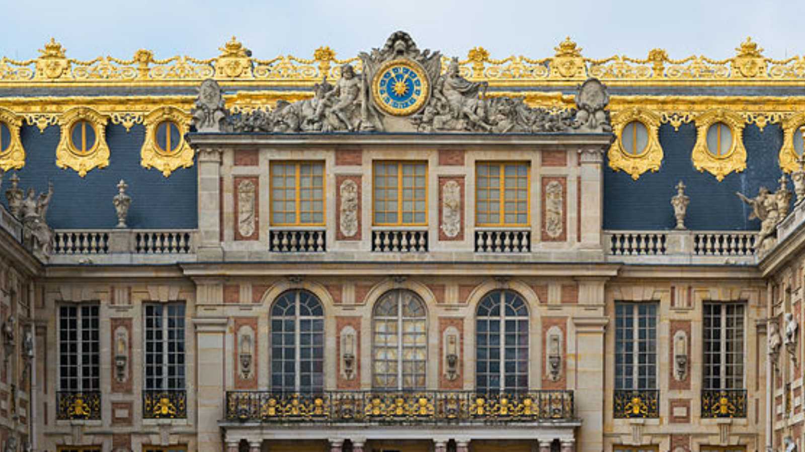 Step Inside: The Most Breathtaking Historical Homes Ever Ranked