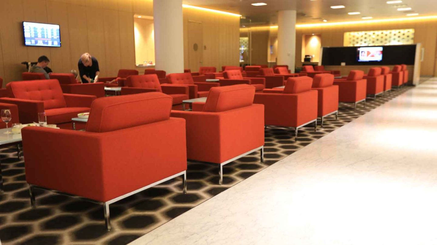 13 Most Luxurious Airport Lounges for Ultimate First-Class Comfort