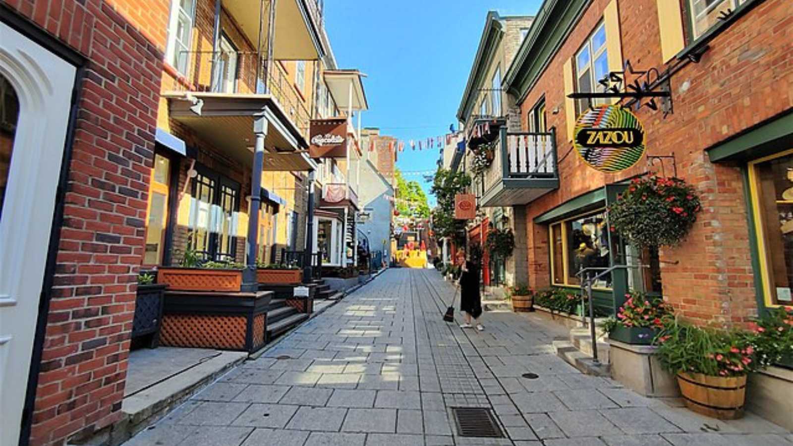 Breathtaking Historic Streets Around the World You Need to See