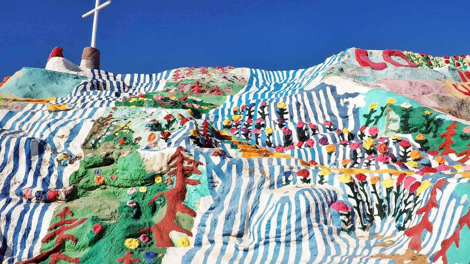 15 Must-See Offbeat Attractions in the U.S. You Need to Visit at Least Once