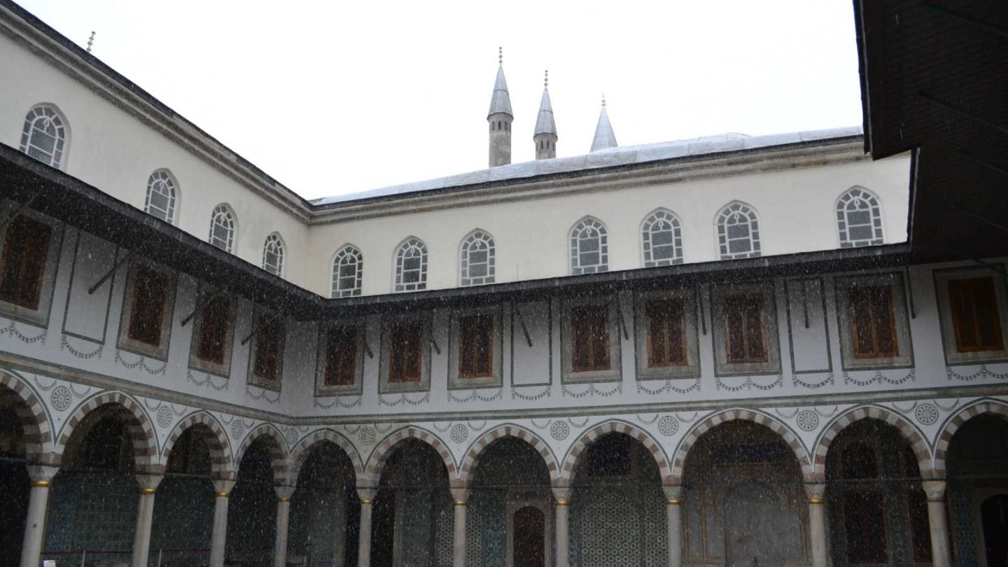 Stunningly Restored Abandoned Palaces in the World