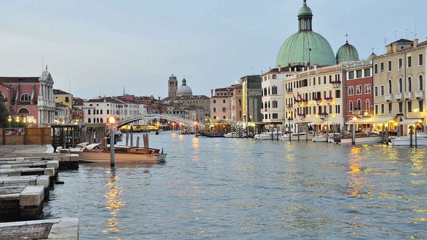 12 European Cities You Can Reach with a Quick Same-Day Flight from America