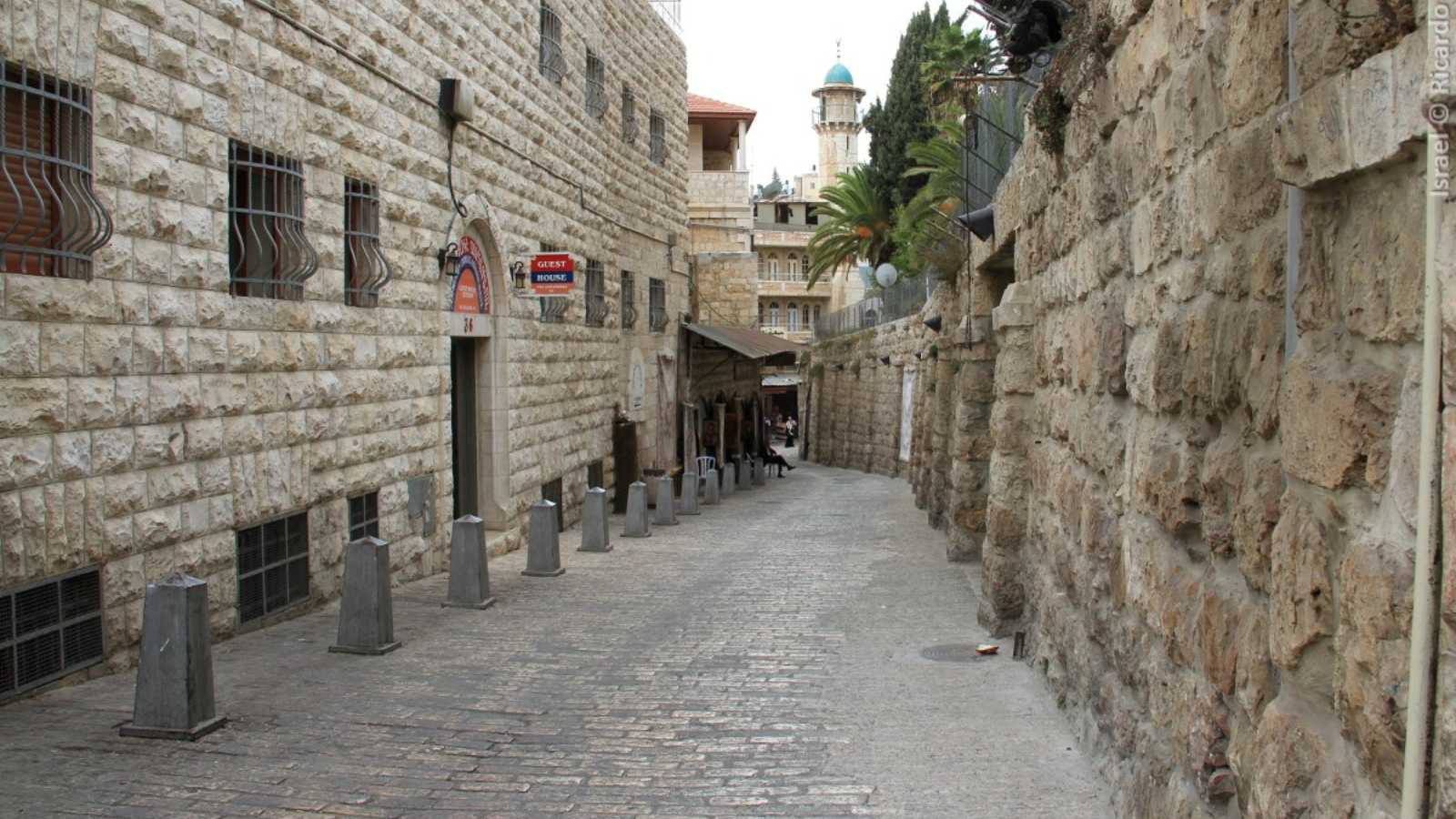 Breathtaking Historic Streets Around the World You Need to See