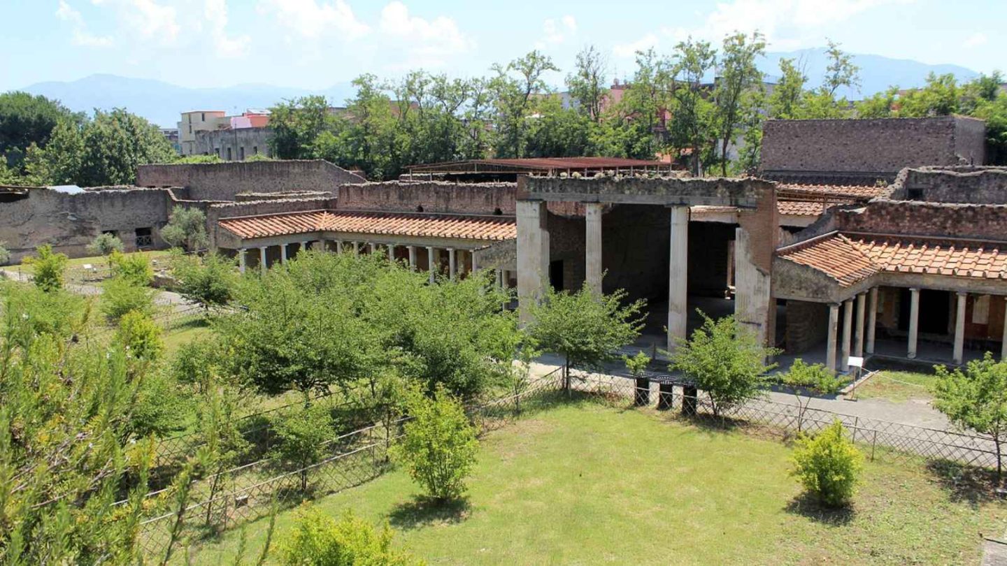 17 Ancient Roman Villas Still Standing Today